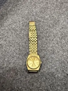 NIXON ゴールド 腕時計 クオーツ ステンレス レディースのサムネイル