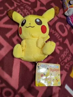 値下げ】oops ピカチュウ マスコット ポケモンセンター - メルカリ