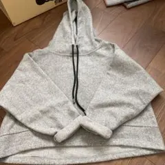 ZARA トレーナー　Sサイズ　パーカー　レディース