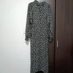 GU ワンピース 長袖 花柄