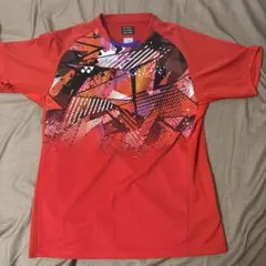 YONEX 幾何学模様 赤 Tシャツ