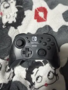 NintendoSwitch ワイヤレスホリパッド