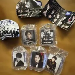 SUPER JUNIOR ウニョク アクリルキーホルダー 2個セット - メルカリ