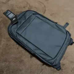 未使用 新品タグ付 防水ビジネスリュック USB付 PC収納 FENRUIEN