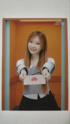 NiziU“Live with U 2025”ランダムトレカ マユカ