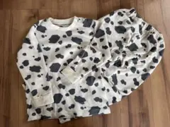 牛柄フリースパジャマ上下セット 120cm