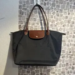 Item thumbnail for item b5b18a1b-d7aa-40a5-82ea-bb461f002557