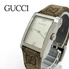稼働 GUCCI 腕時計　8600J スクエア シルバー文字盤　GG柄 クォーツのサムネイル