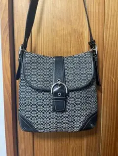 COACH ミニシグネチャー キャンバス×レザー ショルダーバッグ 黒