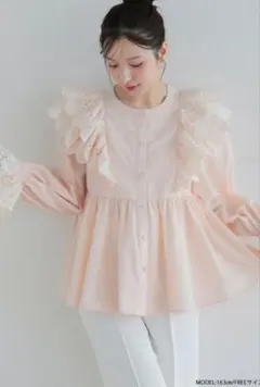 フィットモア♡袖カットワークレーストップス♡のサムネイル