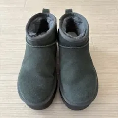 UGG Classic Ultra mini platform 22cmのサムネイル