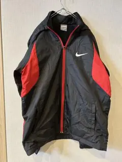【NIKE】 ナイキ ウインドブレーカー キッズ 160 刺繍ロゴ　フード収納可のサムネイル