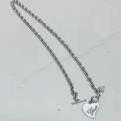 Guess ハート型チェーンネックレス