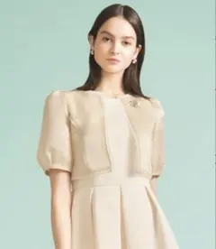 【新品タグ付き】フォクシーfoxeyシルクオーガンジーパフスリーブボレロのサムネイル