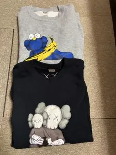 ユニクロ カウズ　スウェット