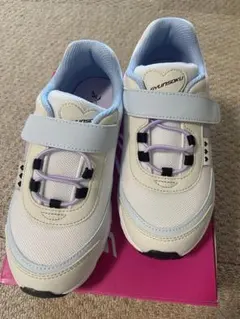 瞬足　キッズスニーカー マルチ　21.5 EEE