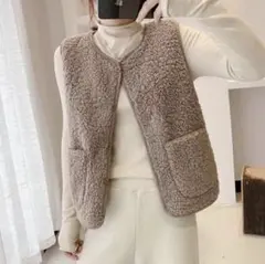 モコモコベスト