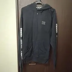 BILLABONG パーカー ブラック 袖ロゴ