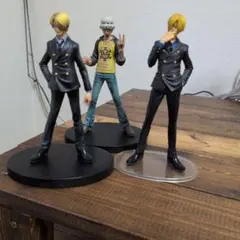 ワンピース フィギュアセット サンジ・ロー・ゾロ3体です