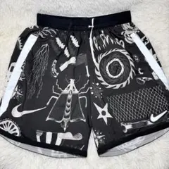 ナイキ　ショーツ　ピカソ　ゲルニカ　M