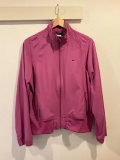 Item thumbnail for item edc0533f-b5e3-441a-b8c4-f36049b5ceb6