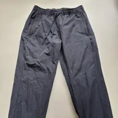 Puma 黒カジュアルパンツ