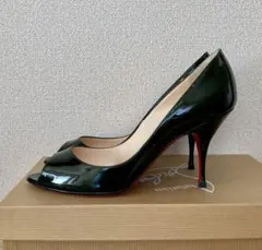 クリスチャンルブタン　パンプス　エナメル
