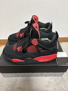 NIKE Air Jordan 4 Retro レッドサンダーのサムネイル