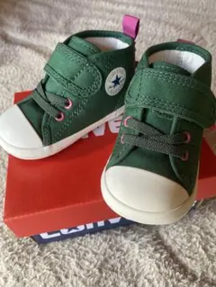 【美品】CONVERSE グリーン カジュアルシューズ 12.5cm ダイナソー