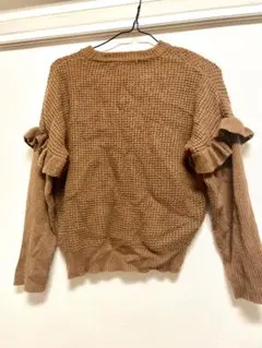 アーバンリサーチ　フリルニット　モカ