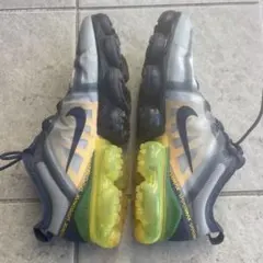 Item thumbnail for item 628d2912-d7d4-473f-840c-b99ca0827296