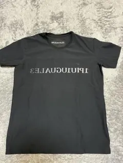 1PIU1UGUALE3 ロゴプリント クルーネックTシャツ ブラックのサムネイル