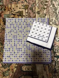 GIVENCHY 幾何学模様 とVivienne westwood ハンカチ