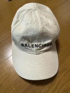 BALENCIAGAキャップ ベージュのサムネイル