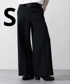 クレイル スラックス