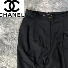 CHANEL シャネル ココマーク刺繍 シワ加工 ブラック ストレッチ パンツ CHANEL シャネル ココマーク刺繍 シワ加工 ブラック ストレッチ