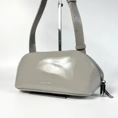 美品]アドカラム ボディバッグ FIGRE BODYBAG アイボリー - メルカリ