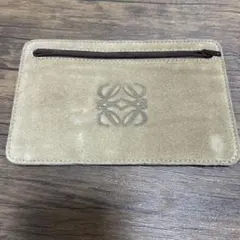 LOEWE スエード ポーチ ベージュのサムネイル