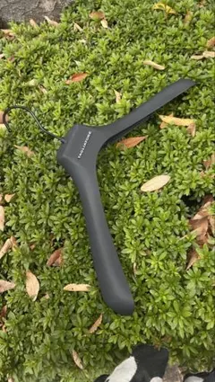 Tagliatore ハンガー