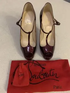 Christian Louboutin パンプス