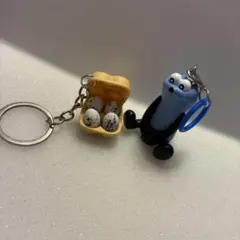 スンスン　卵パック　めじるしアクセサリー　キーホルダー 2点セット