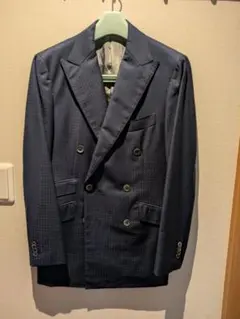 ユニバーサルランゲージ スーツ