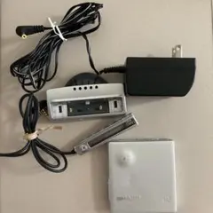 ジャンク SHARP MD-DS8-R ポータブルMDプレイヤー 本体 リモコン ジャンク SHARP MD-DS8-R ポータブルMDプレイヤー 本体 リモコン