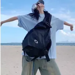 黒 ワンショルダー 00s y2k ストリート ボディバッグ 人気 おしゃれ