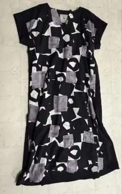 【美品】ステラシフォン　ワンピース黒のサムネイル