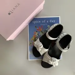 ZIeRA【定価¥30,000】海外製レザーフラワーサンダル アンクルストラップ