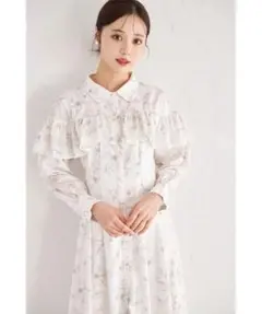 パール釦バックレースアップフリルヨークフラワープリントシャツワンピース