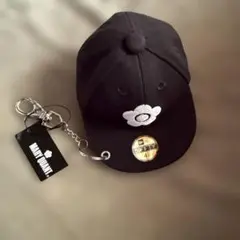 マリークワント　キャップ型ポーチ　キーホルダー