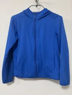 ユニクロ　UVジップアップパーカー