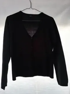 COMME CA ISM ブラック Vネック カーディガン L